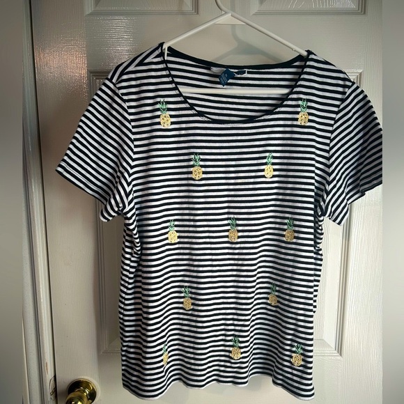 Karen Scott Tops - Karen Scott Women’s Black/White Striped Top‎ w/ Embellished Pineapples SS Sz XL